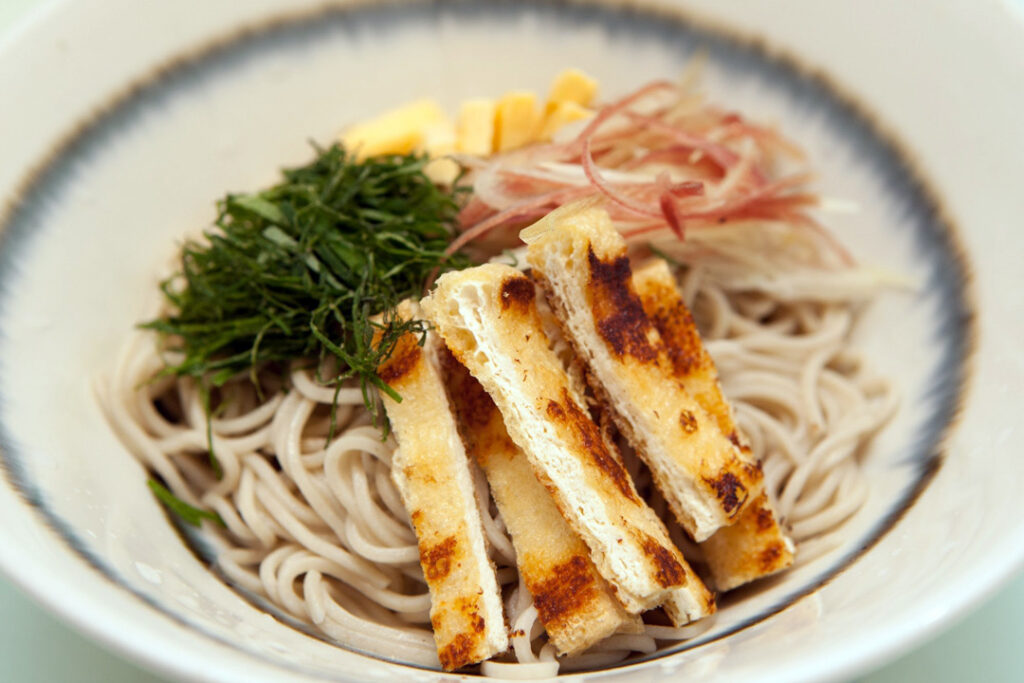 冷やしぶっかけ蕎麦　1,000円